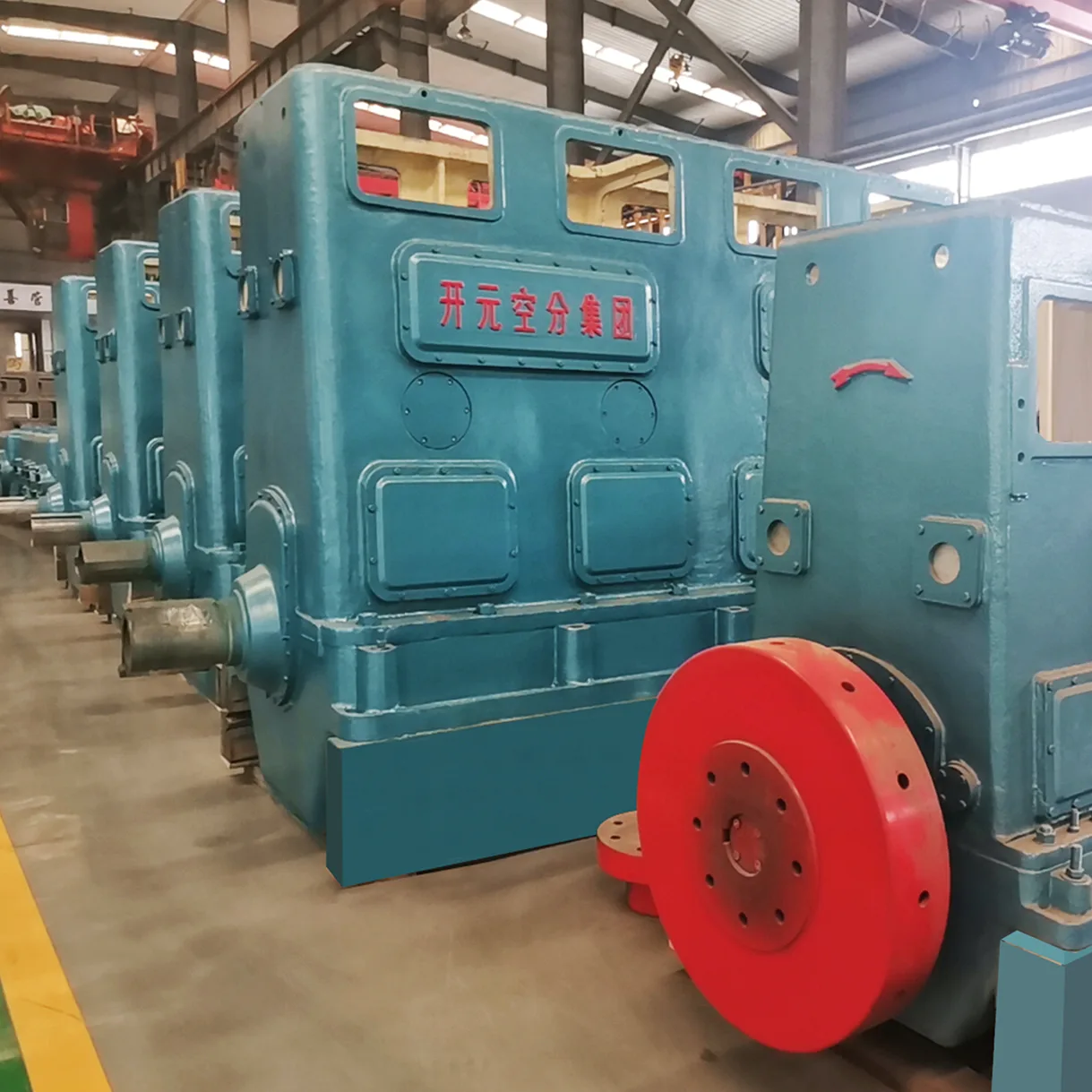 DINAK fabrication workshop